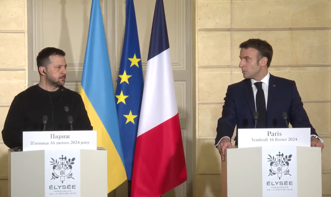 Зеленський і Макрон підписали угоду про гарантії безпеки для України