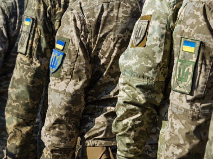 Контракт для 18-24-річних із ЗСУ: Міноборони визначило, як добровольці отримуватимуть 1 млн грн