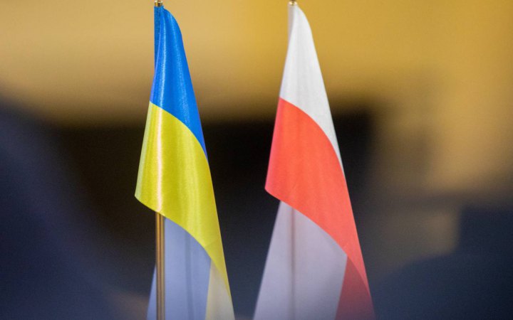25% поляків вважають, що припинення війни треба шукати ціною територіальних поступок