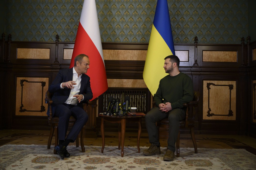 Туск: Зеленський сказав про готовність воювати ще протягом двох-трьох років