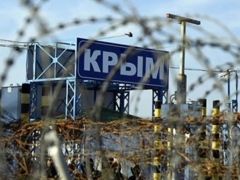 У Криму учнів змушують прославляли учасників війни проти України