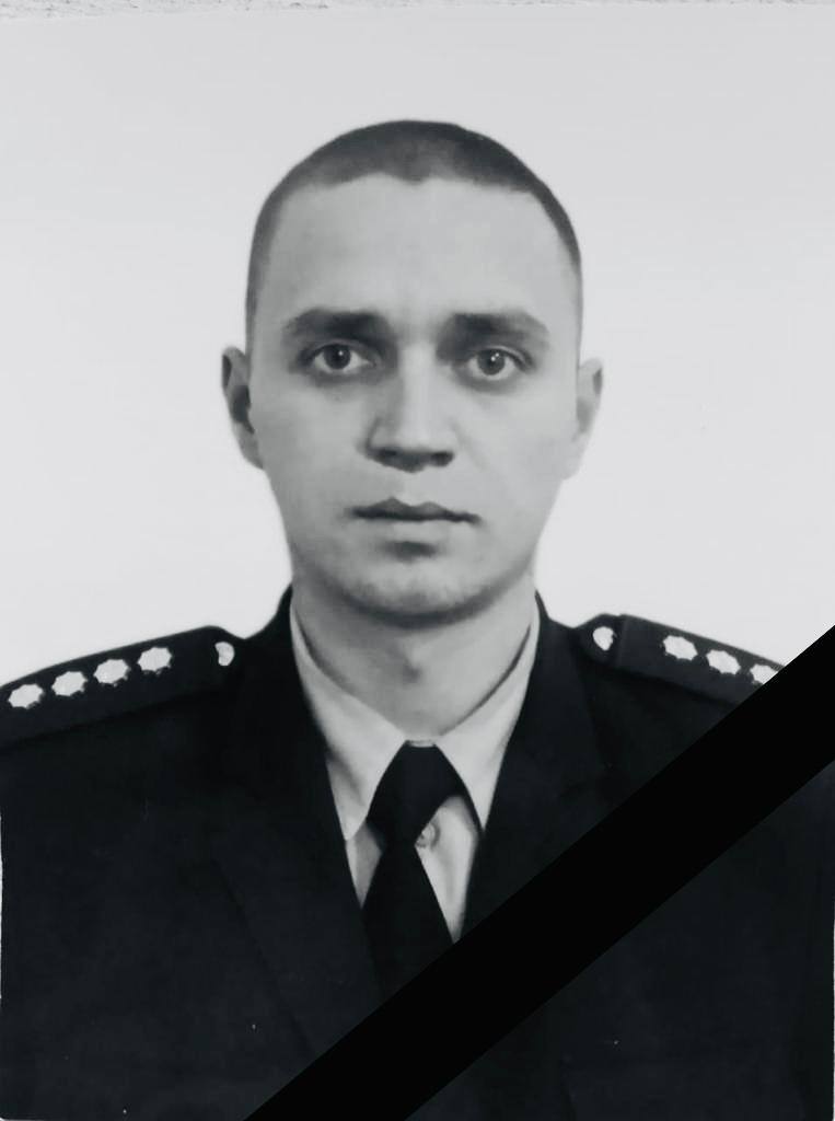 На Сумщині загинув поліцейський, у Вугледарі - подружжя: наслідки ворожих обстрілів