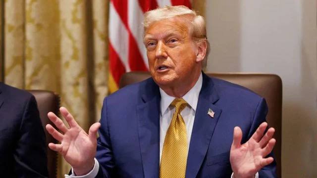 Трамп відправить Україні зброю на суму близько $300 млн, - Reuters