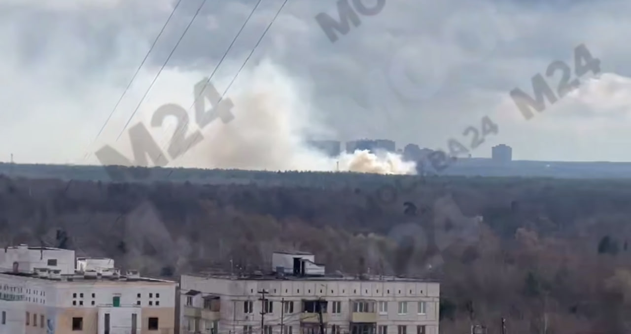 У Москві палає військовий навчальний заклад (відео)