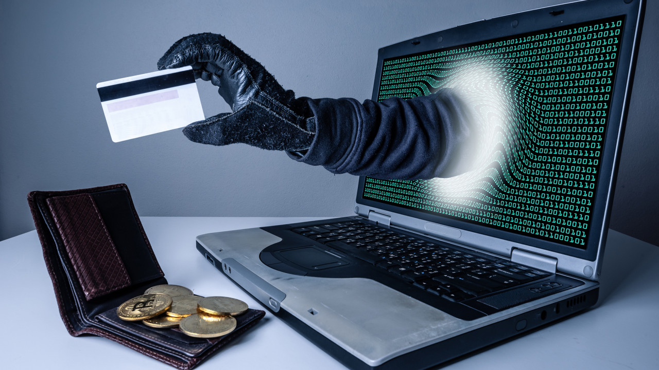 На Закарпатті 16-річний шахрай видурив у продавців майже 200 тисяч гривень