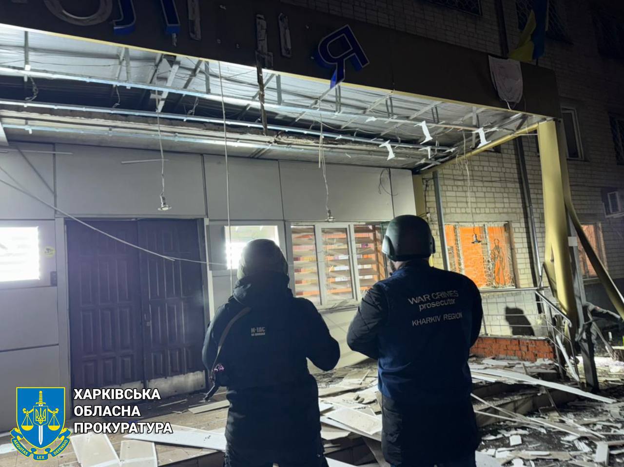 Перед судом постане дівчина, яка заклала вибухівку біля відділу поліції у Харкові