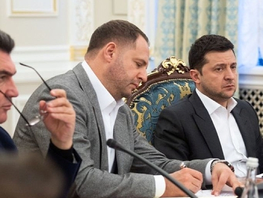 Зеленський провів засідання Ставки верховного головнокомандувача. Що обговорили