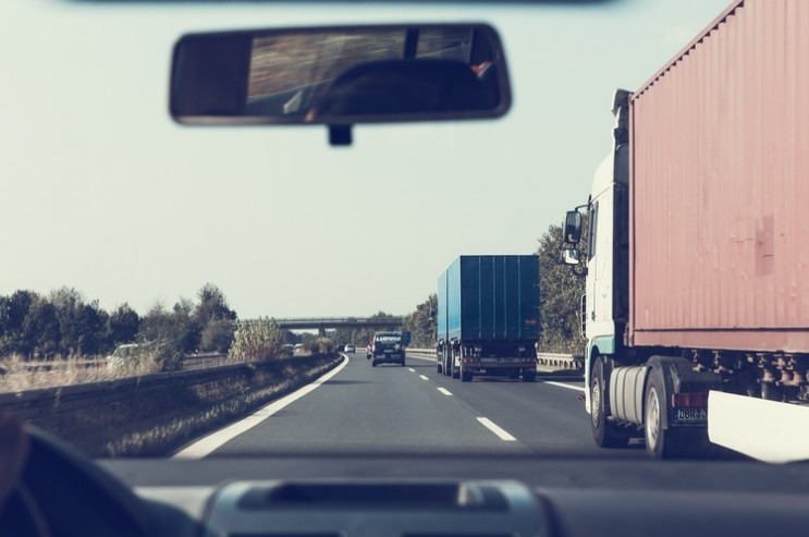 Дороги в Україні стануть платними, але не для всіх – Шмигаль