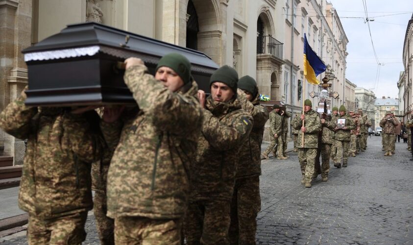 Львів віддасть останню шану двом полеглим Героям – Володимиру Гложику та Андрію Голендерському