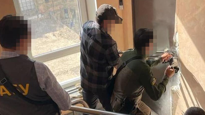 СБУ і НАБУ затримали керівника охорони нардепа-зрадника Деркача