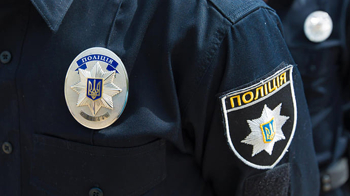 На Львівщині в садовому кооперативі організували нелегальне кладовище