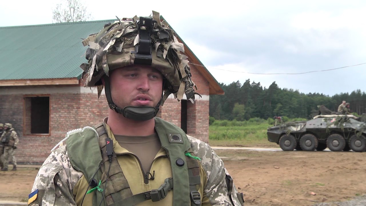 Десантники обмінюються досвідом із колегами з Америки, Канади та Польщі