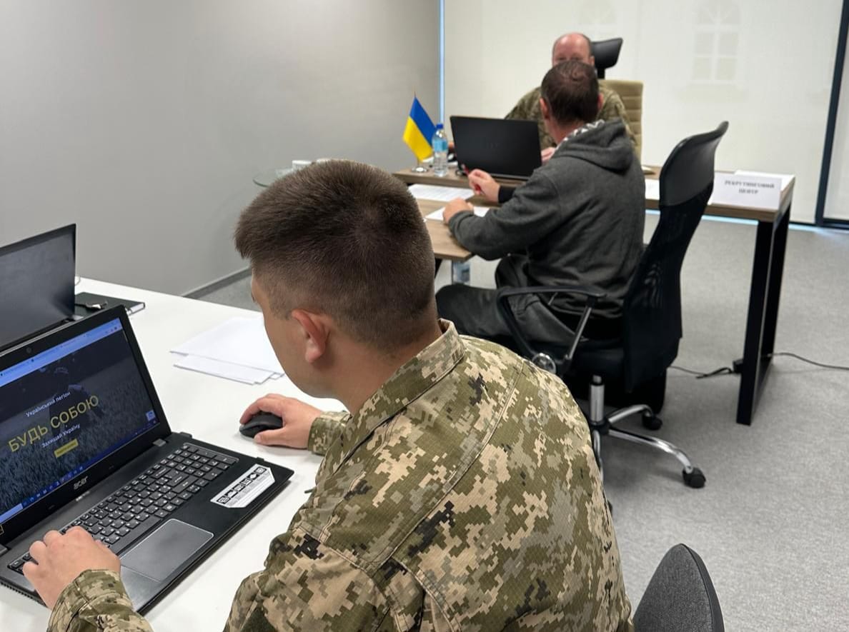 Український легіон розпочав набір добровольців за кордоном: як працюватиме
