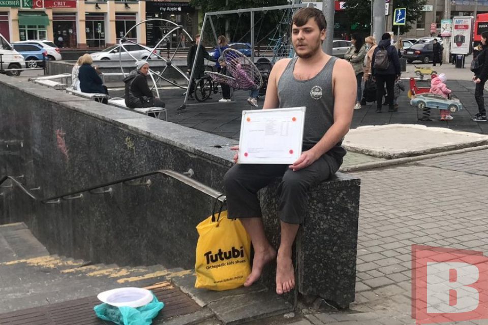 Мертвого блогера знайшли в квартирі у Хмельницьку