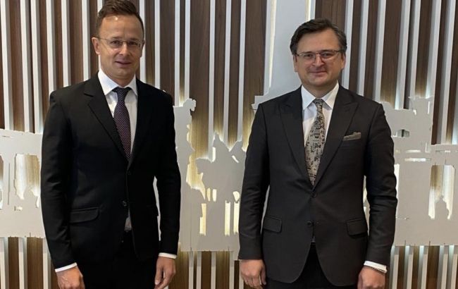 Україна і Угорщина домовились про взаємне визнання сертифікатів вакцинації