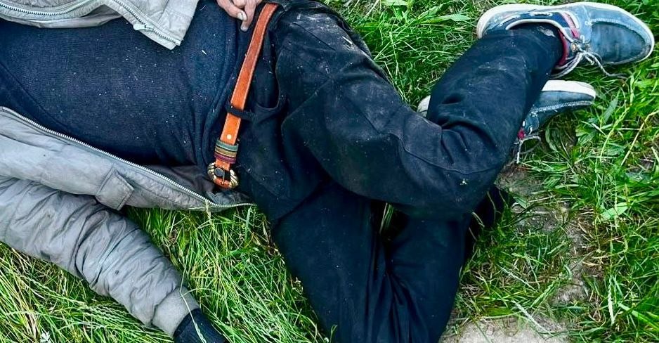 На Львівщині знайшли мертвого чоловіка: поліція просить упізнати тіло (фото)