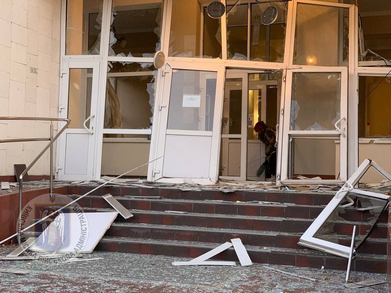 Вибухи у Києві: у мережі показали наслідки нічної атаки російських дронів