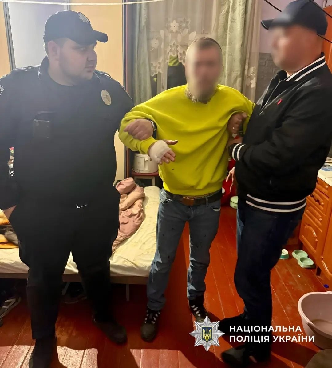 На Львівщині чоловік жорстоко побив знайомого бейсбольною битою