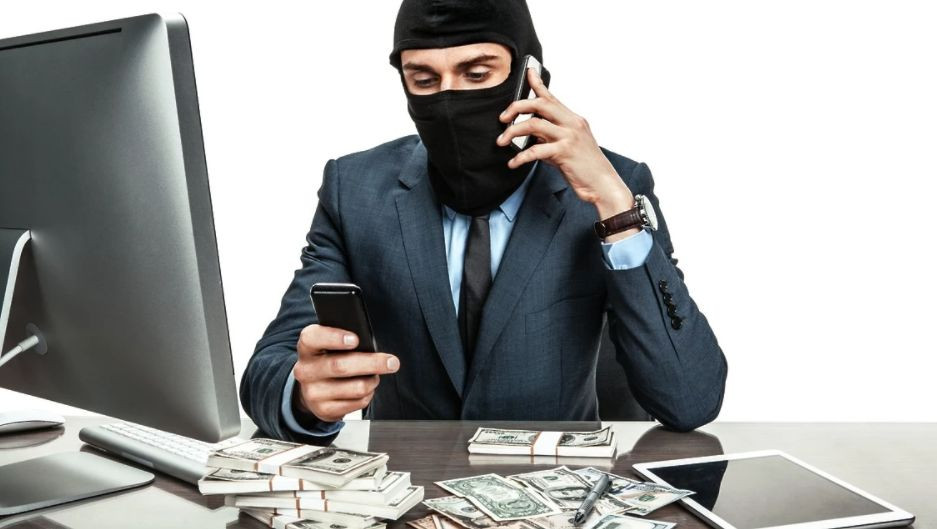 Мешканка Рівного стала жертвою інтернет шахраїв на 70 тис гривень