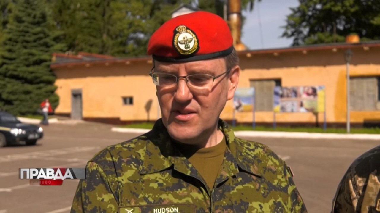 Львівські службовці пройшли курс «застосування сили»