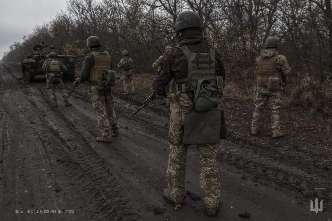Окупанти 17 разів штурмували українські позиції на лівобережжі Дніпра. Генштаб ЗСУ