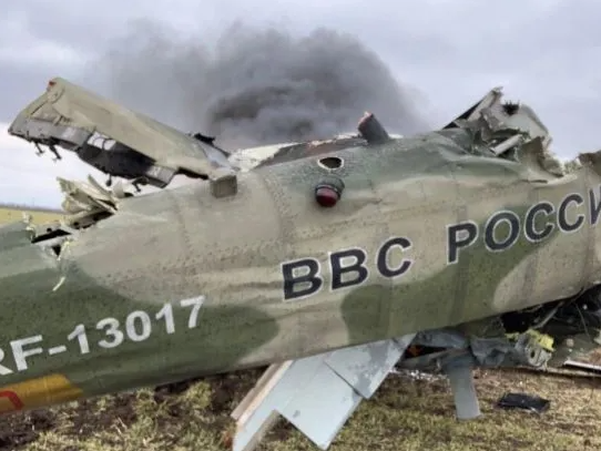 На сході України ЗСУ знищили два гелікоптери, безпілотник та 26 російських загарбників