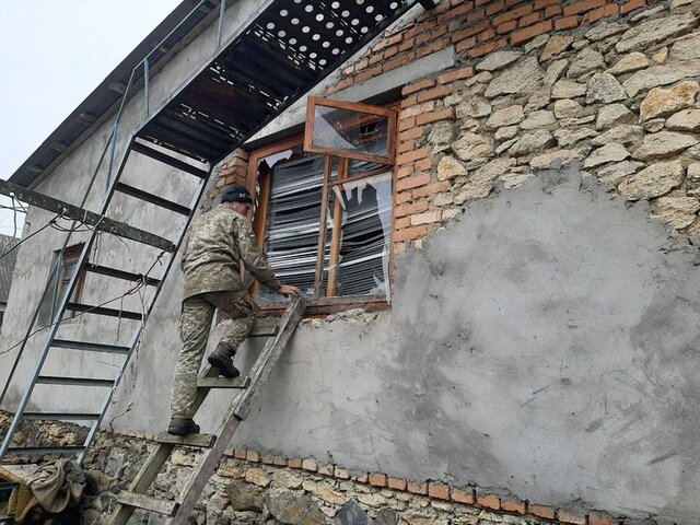 Удар "шахедами" по Хмельниччині: з'явилися фото з місця вибуху