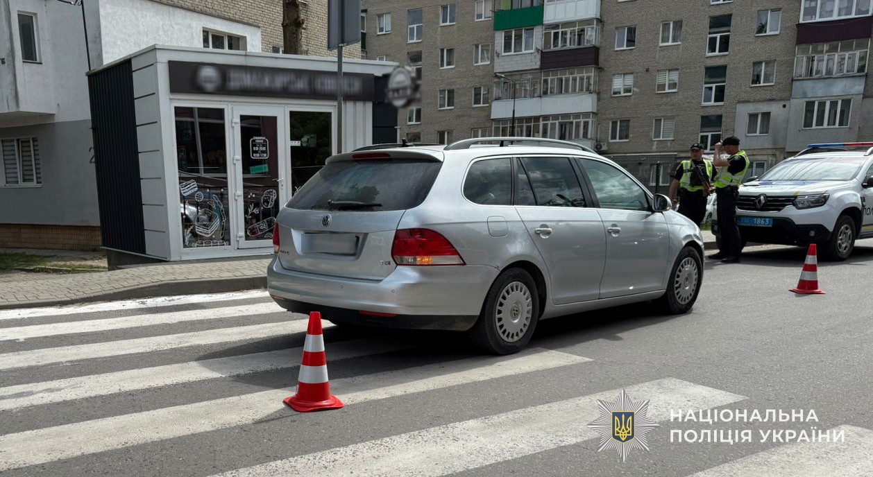 На Львівщині водій Volkswagen збив 11-річного хлопчика на пішохідному переході