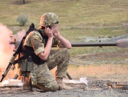 Бійці ДПСУ знищили вантажівки росіян, які рухалися на протилежному березі річки Сіверський Донець