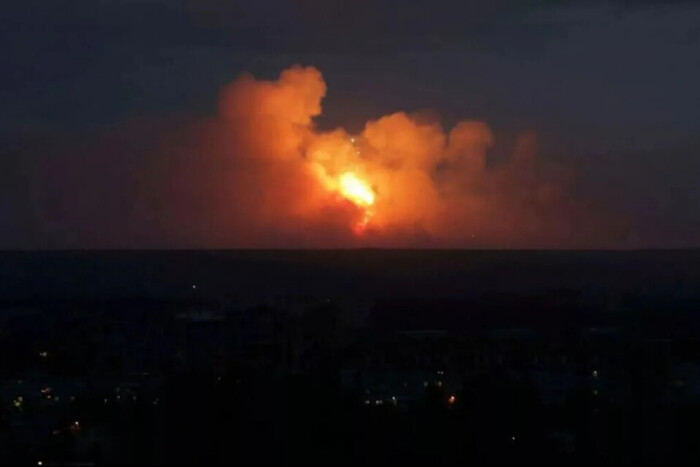 ЗСУ спалили два літаки Росії: з'явилося відео атаки на аеродром