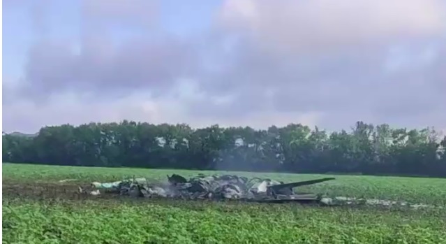 Росіяни збили на Луганщині власний Су-34 і похвалилися цим