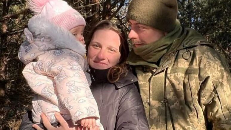 На Рівненщині померла молода мама, яку збив військовий та втік з місця ДТП