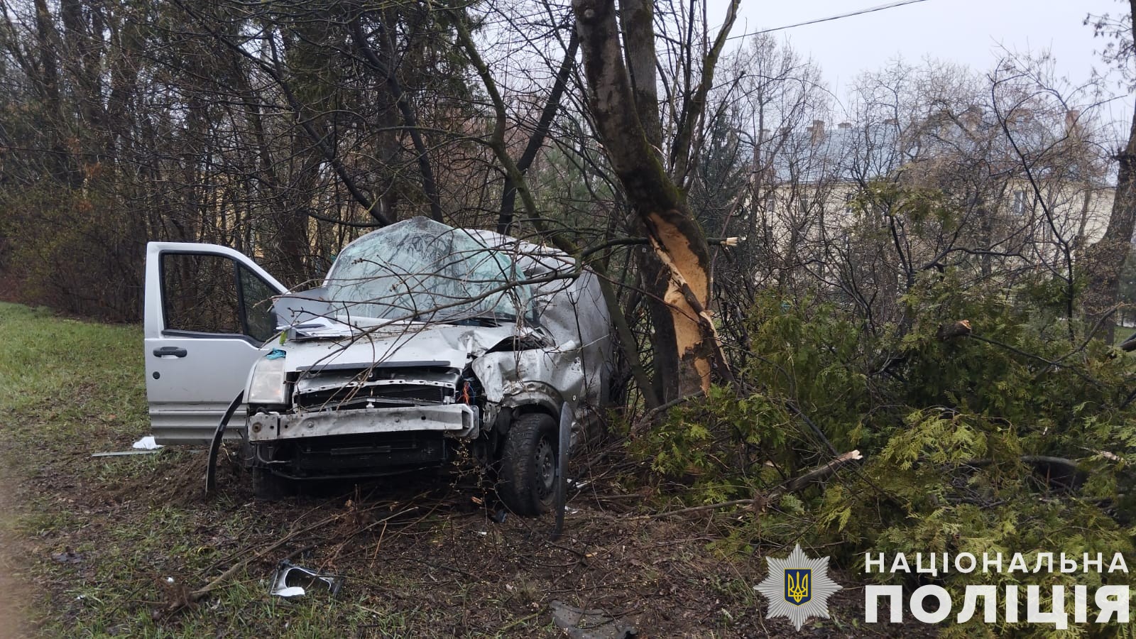 ДТП за Скнилівським мостом у Львові: 22-річний водій Ford помер у лікарні