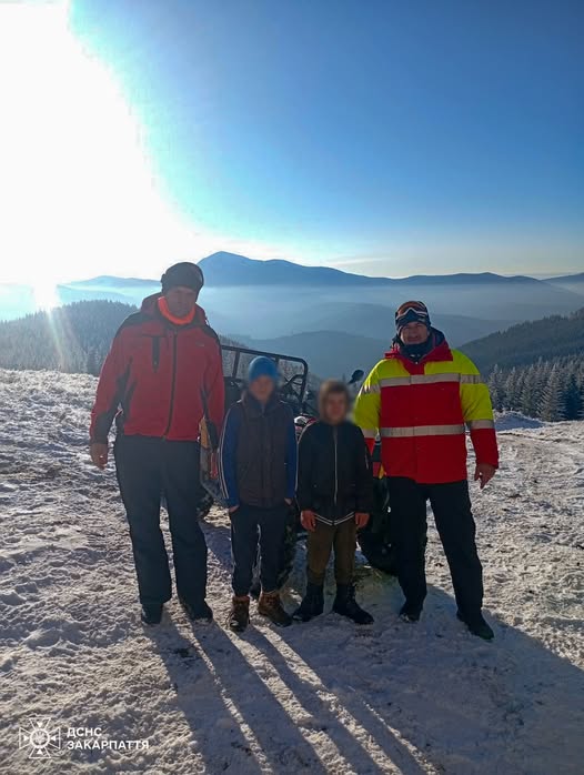 На Закарпатті двоє дітей три дні блукали в горах: деталі (фото)