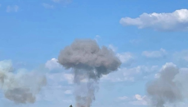 Росіяни обстріляли село на Запоріжжі касетними боєприпасами, загинула людина