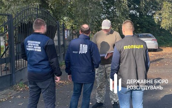 Посадовцю ТЦК на Прикарпатті винесли вирок за фіктивну службу футболістів