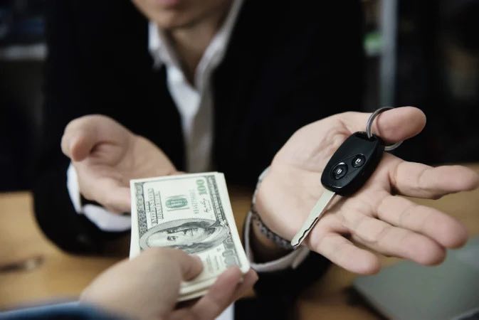 Як працює онлайн-оформлення кредиту під заставу авто: покроковий розбір