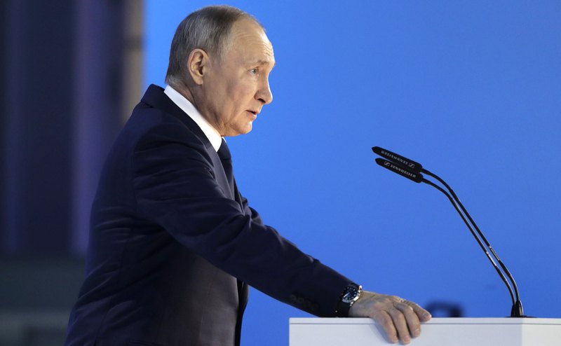 Путін «відсунув» «червоні лінії»: удари України по території Росії не переконали