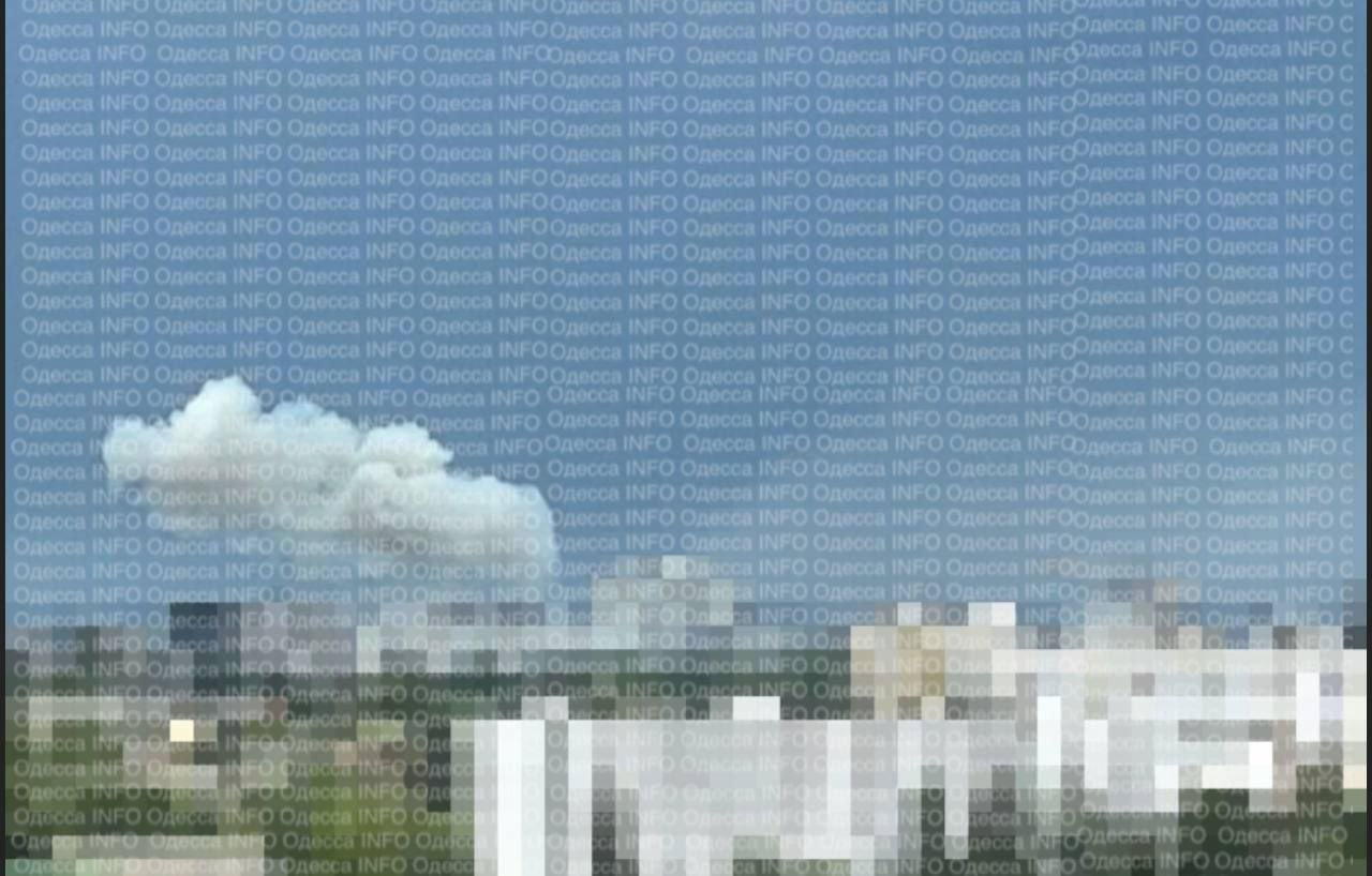 В Одесі пролунали вибухи: Що відомо