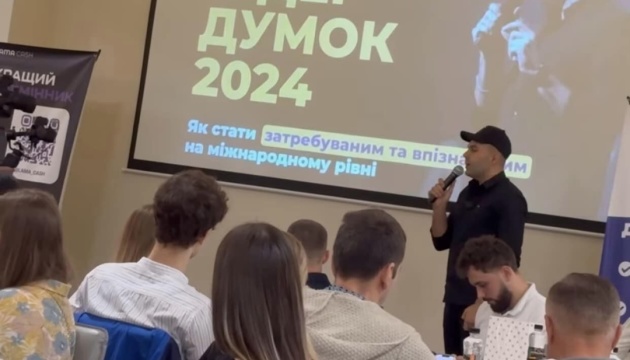 Російськомовних провокаторів змусили просити вибачення: нові деталі скандалу в Одесі