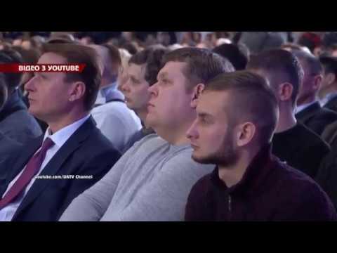 Порошенко офіційно оголосив про участь у президентських перегонах