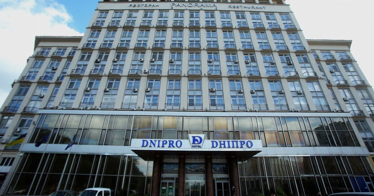У центрі Києва спалахнув готель