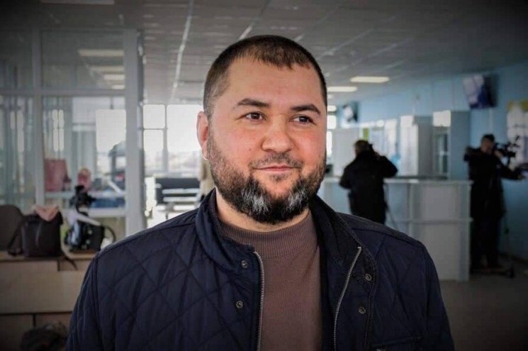 Кримського адвоката випустили з СІЗО, проте затримали активістів, які його зустрічали
