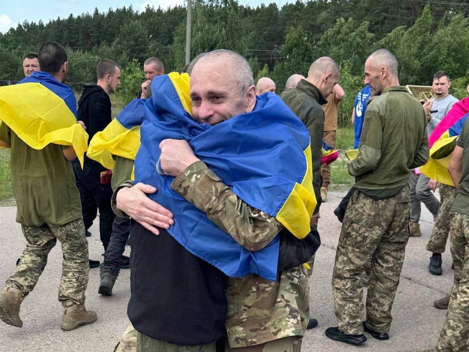 Четвертий обмін полоненими за тиждень: кого вдалося повернути Україні (фото)