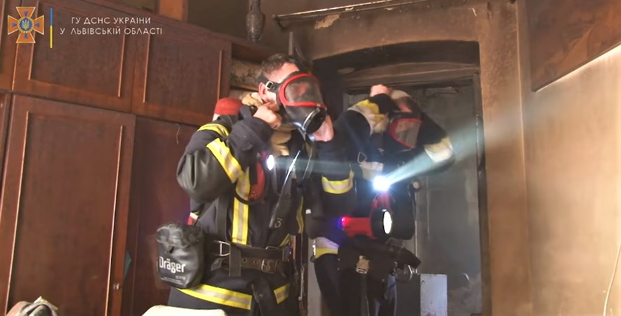 У центрі Львова під час пожежі загинув пенсіонер - власник помешкання