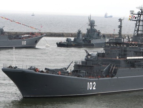 До окупованого Севастополя прибули шість великих десантних кораблів Росії