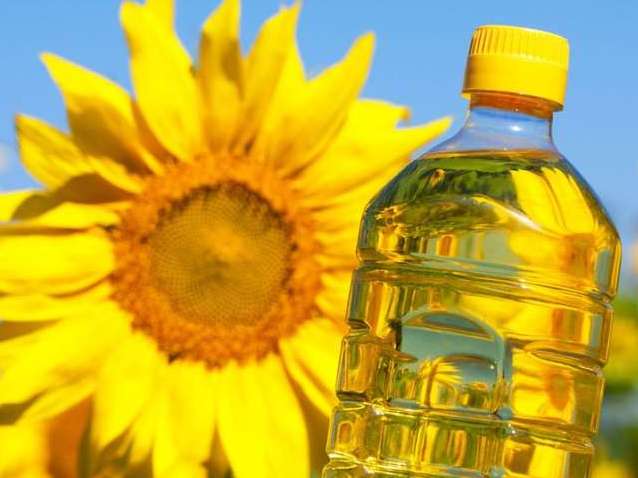 В Україні ціна соняшникової олії перевищить 100 грн за літр. Прогноз виробника