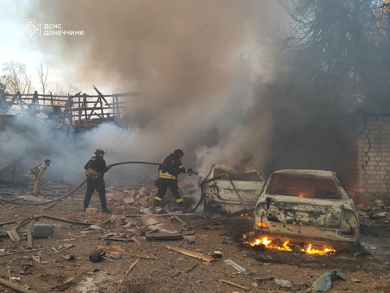 Росіяни атакували "Нову пошту" на Донеччині. Є загиблі
