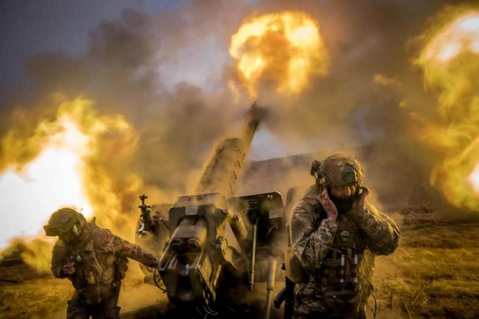 Відбили 70 атак, знищили три позиції ППО та 6 "важливих об'єктів", - Генштаб