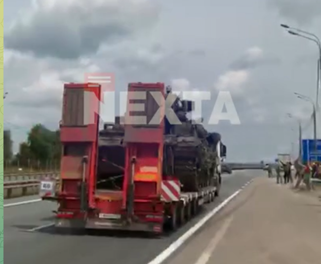 У бік Москви рухається колона військової техніки